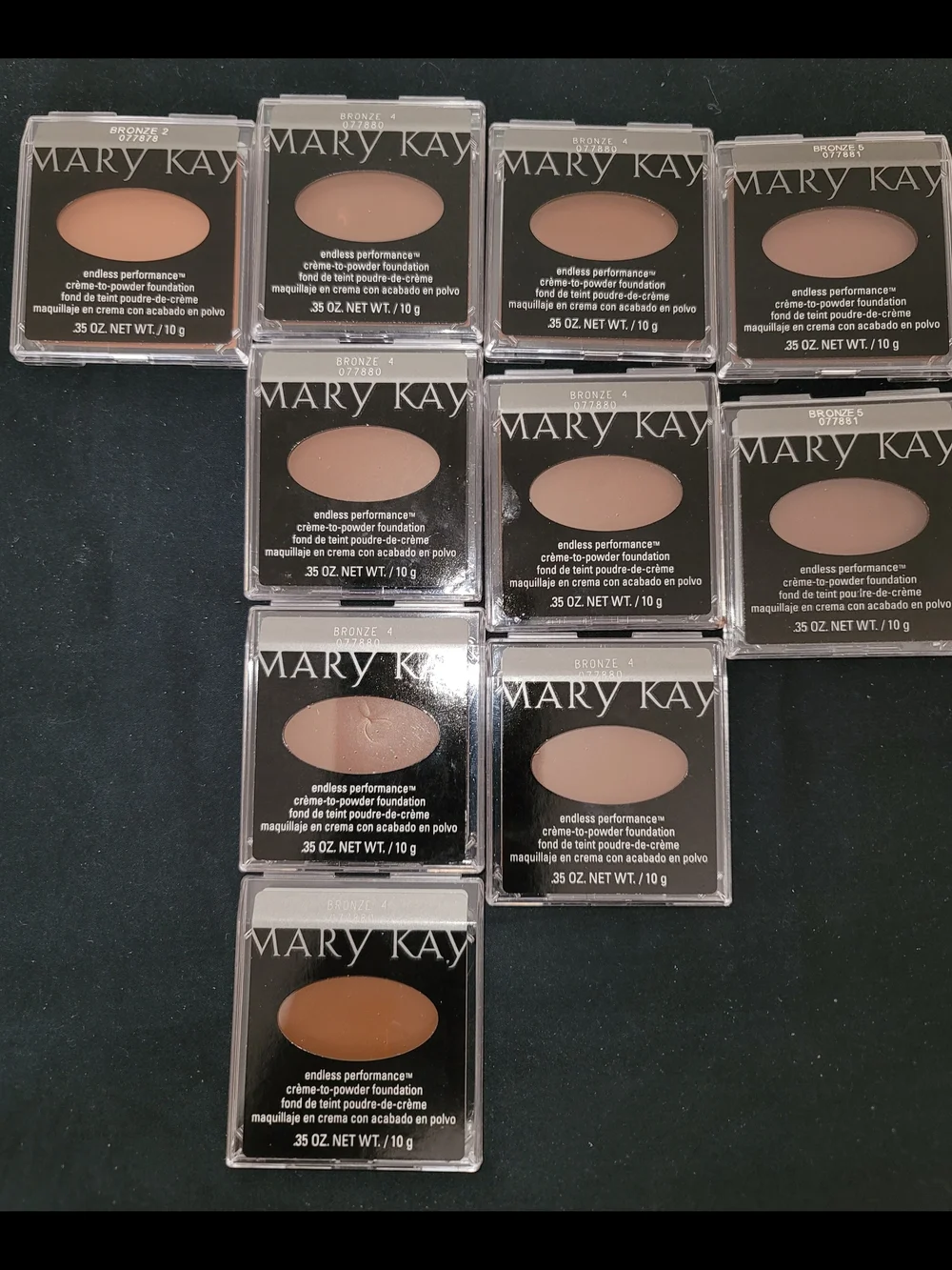 Mary Kay Endless Performance Creme-to-Powder Foundation Bronze 4 (DISCONTINUED) - Picture 1 of 5
